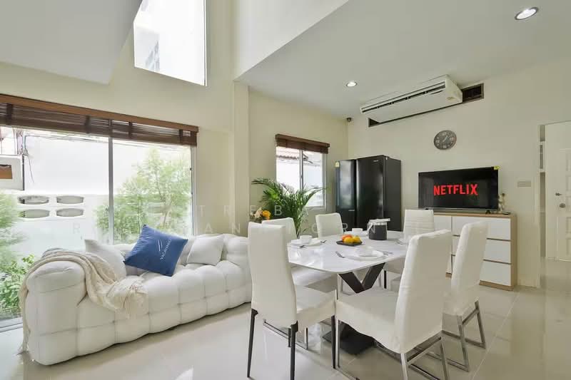 townhome sukhumvit 31, Bangkok, สุขุมวิท 31, Khlongtoei Nua, Watthana, Bangkok, 5 Bedrooms, 400 sqm, Townhouse For Rent, by TREBA - Ratthanatorn (Jenny), 11883390 - DDproperty.com