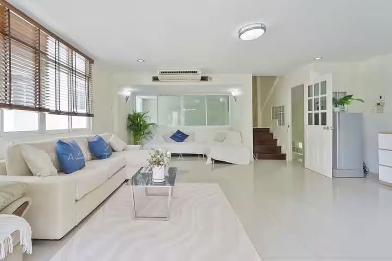 townhome sukhumvit 31, Bangkok, สุขุมวิท 31, Khlongtoei Nua, Watthana, Bangkok, 5 Bedrooms, 400 sqm, Townhouse For Rent, by TREBA - Ratthanatorn (Jenny), 11883390 - DDproperty.com