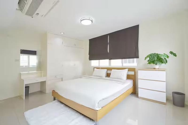 townhome sukhumvit 31, Bangkok, สุขุมวิท 31, Khlongtoei Nua, Watthana, Bangkok, 5 Bedrooms, 400 sqm, Townhouse For Rent, by TREBA - Ratthanatorn (Jenny), 11883390 - DDproperty.com