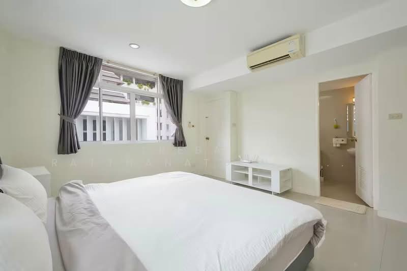 townhome sukhumvit 31, Bangkok, สุขุมวิท 31, Khlongtoei Nua, Watthana, Bangkok, 5 Bedrooms, 400 sqm, Townhouse For Rent, by TREBA - Ratthanatorn (Jenny), 11883390 - DDproperty.com