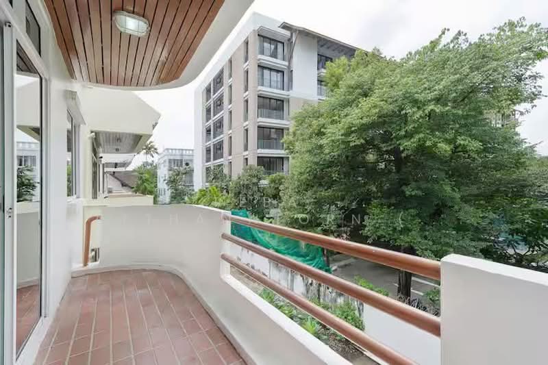 townhome sukhumvit 31, Bangkok, สุขุมวิท 31, Khlongtoei Nua, Watthana, Bangkok, 5 Bedrooms, 400 sqm, Townhouse For Rent, by TREBA - Ratthanatorn (Jenny), 11883390 - DDproperty.com