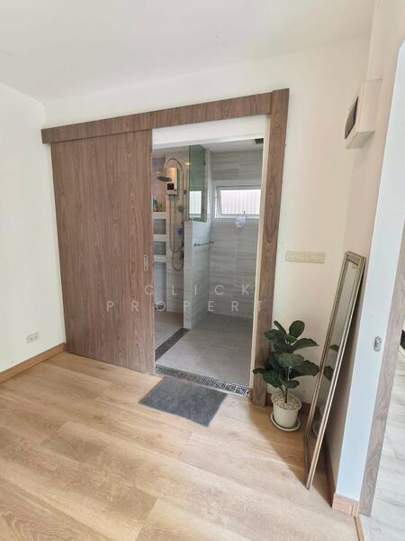 ให้เช่า - Mantana Motorway-New Krungthepkreetha : มัณฑนา มอเตอร์เวย์-กรุงเทพกรีฑาตัดใหม่, กรุงเทพ