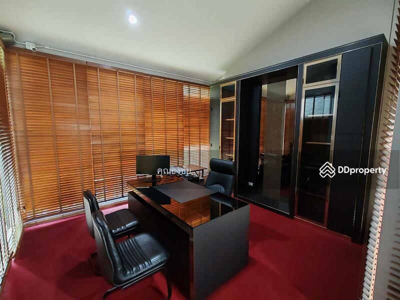 For Sale - Siamese Blossom @ Fashion, Bangkok