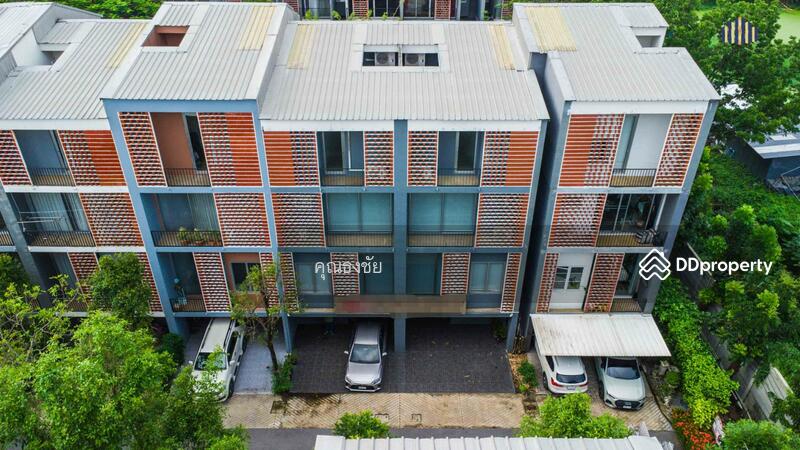 For Sale - Siamese Blossom @ Fashion, Bangkok