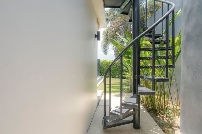 2R0888 Pool villa for rent 3 bedroom 4 bathroom 180,000/month at cherngtalay have fully furnished, Phuket, Choeng Thale, Thalang, Phuket, 3 Bedrooms, 350 sqm, Villa For Rent, by PK LIFE Property, 11883978 - DDproperty.com