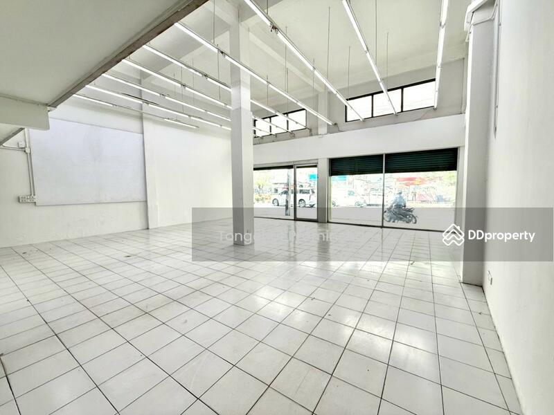 For Rent - Commercial building for rent, Nakniwat, Lat Phrao, Bangkok