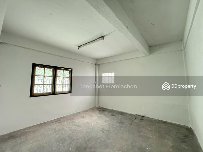 For Rent - Commercial building for rent, Nakniwat, Lat Phrao, Bangkok