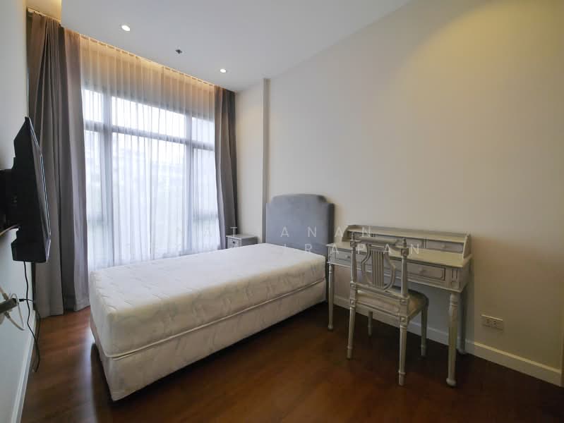 Mayfair Place Sukhumvit 50, Bangkok, Soi Sukhumvit 50, Phra Kanong, Khlong Toei, Bangkok, 2 Bedrooms, 48 sqm, Condo For Rent, by Nattanan Techatirapan, 11884767 - DDproperty.com