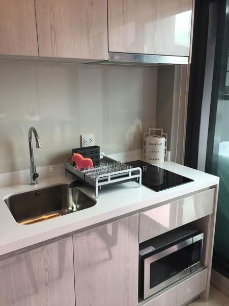 Life Sukhumvit 48, Bangkok, Soi Sukhumvit 48, Phra Kanong, Khlong Toei, Bangkok, 1 Bedroom, 30 sqm, Condo For Rent, by RE Property, 11885728 - DDproperty.com