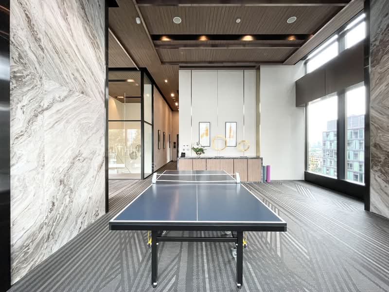 The Esse Sukhumvit 36, Bangkok, Soi Sukhumvit 36, Sukhumvit Road, Phra Kanong, Khlong Toei, Bangkok, 1 Bedroom, 45 sqm, Condo For Rent, by CS Poon, 11885774 - DDproperty.com