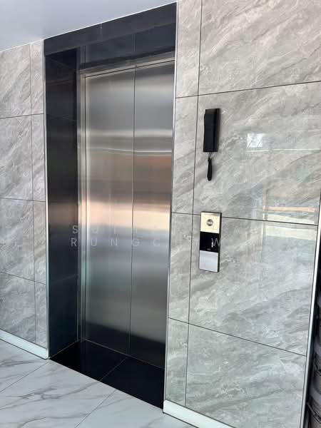 RUNGTHAVORN COMPANY LIMITED, Bangkok, 55/1 ถนนกรุงเทพกรีฑา, Khlong Song Ton Nun, Lat Krabang, Bangkok, , 200 sqm, Business For Rent, by Suthatcha Rungchiwa, 11886353 - DDproperty.com