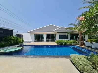 ขาย - ขายบ้านพูลวิลล่า ใกล้หาดจอมเทียน, ชลบุรี