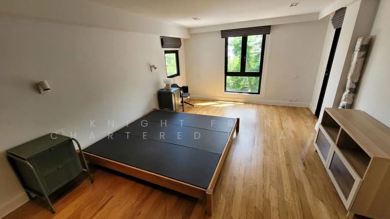 Icon II, Bangkok, Sukhumvit, Khlong Tan Nua, Watthana, Bangkok, 2 Bedrooms, 140 sqm, Condo For Sale, by Knight Frank Chartered (Thailand) Co.,Ltd, 11887057 - DDproperty.com