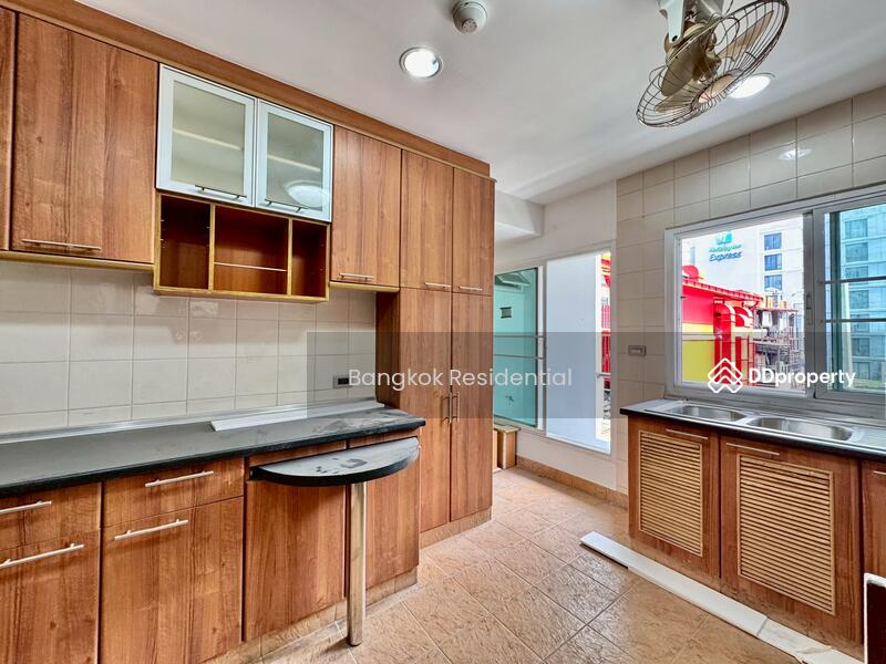 For Rent - JJ Mansion, Bangkok