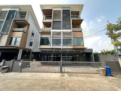 ขาย - โฮมออฟฟิศ 3.5 ชั้น 60.5 ตร.ว. โฮมออฟฟิศ ซอยบางพลับ2 ถนนราชพฤกษ์ ถนนชัยพฤกษ์ ปากเกร็ด นนทบุรี, นนทบุรี