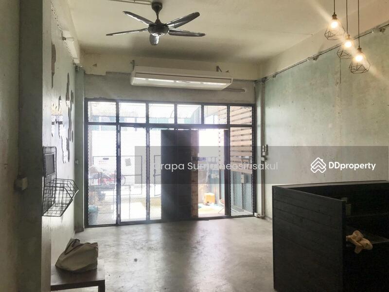 For Rent - 5-Br Townhouse near BTS Chong Nonsi, Bangkok