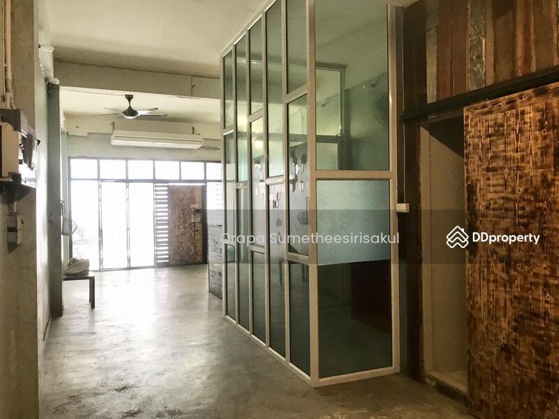 For Rent - 5-Br Townhouse near BTS Chong Nonsi, Bangkok