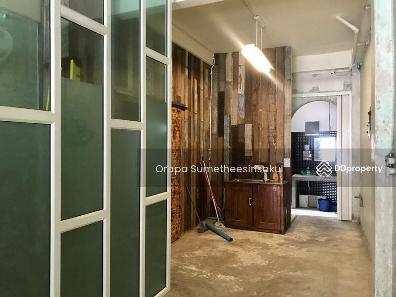 For Rent - 5-Br Townhouse near BTS Chong Nonsi, Bangkok