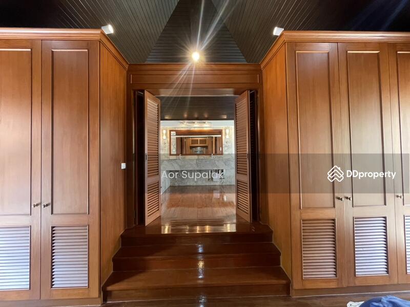 ให้เช่า - 4 Bedrooms Villa for Rent in Sukhumvit 26, กรุงเทพ