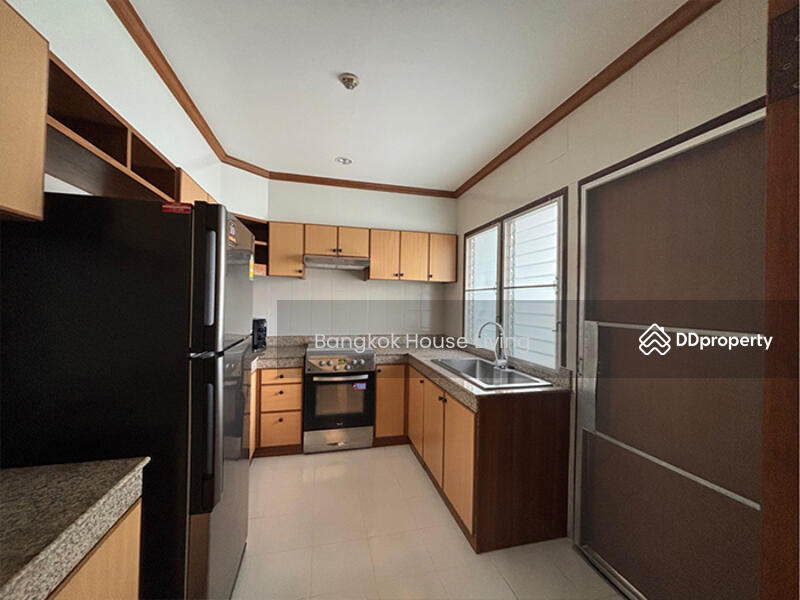 ให้เช่า - Nida Thonglor Apartment : นิดาทองหล่อ, กรุงเทพ