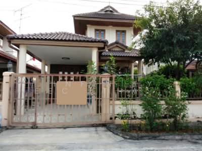 ขาย - (Office ) ขายบ้านเดี่ยว ทำเลดี บ้านสวย พร้อมพื้นที่สวนหย่อม หมู่บ้านสุขกมล เก้ากิโล ศรีราชา, ชลบุรี