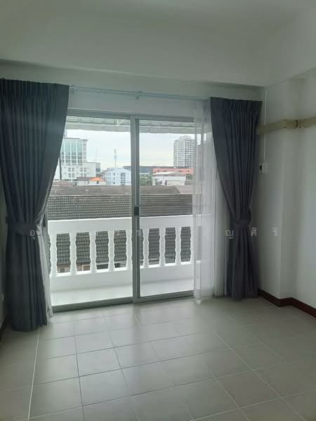 Baan Sukhothai Ramkhamhaeng, Bangkok, Ramkamhang, Hua Mak, Bang Kapi, Bangkok, 2 Bedrooms, 60 sqm, Condo For Rent, by Ulaiwan Boonsiri, 11888619 - DDproperty.com