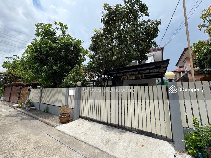 For Sale - Lake Garden Villa, Bangkok