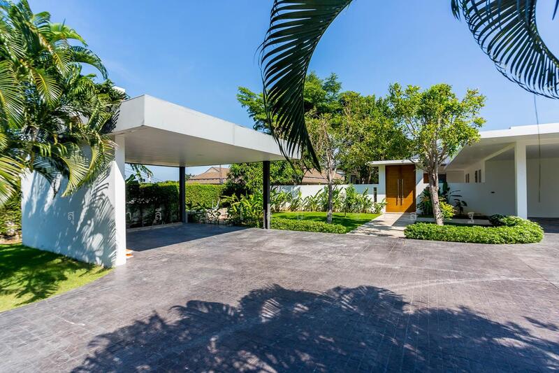 Palm Hills Golf Club and Residence : ปาล์ม ฮิลส์ กอล์ฟ คลับ แอนด์ เรสซิเดนซ์, เพชรบุรี, 1444 Phet Kasem Rd, ชะอำ, ชะอำ, เพชรบุรี, 400 ตร.ม., วิลล่า ขาย, โดย สุมาลี วิไลประเสริฐ, 11889397 - DDproperty.com