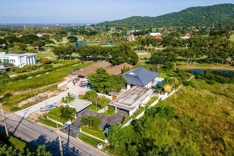 Palm Hills Golf Club and Residence : ปาล์ม ฮิลส์ กอล์ฟ คลับ แอนด์ เรสซิเดนซ์, เพชรบุรี, 1444 Phet Kasem Rd, ชะอำ, ชะอำ, เพชรบุรี, 400 ตร.ม., วิลล่า ขาย, โดย สุมาลี วิไลประเสริฐ, 11889397 - DDproperty.com