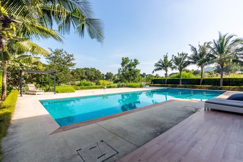 Palm Hills Golf Club and Residence, Phetchaburi, 1444 Phet Kasem Rd, Cha-am, Cha-Am, Phetchaburi, 5 Bedrooms, 400 sqm, Villa For Sale, by สุมาลี วิไลประเสริฐ, 11889397 - DDproperty.com