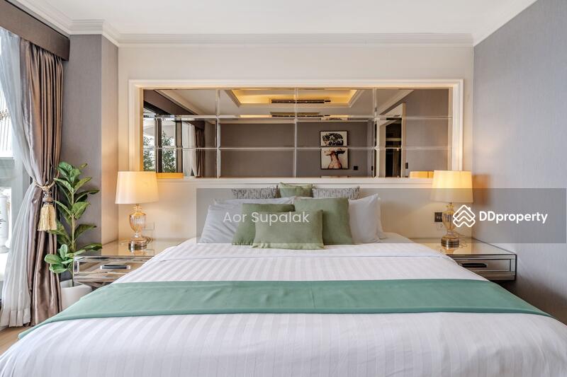For Rent - State Tower, Bangkok