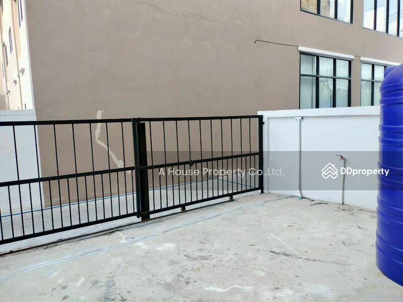 For Rent - Commercial building for rent, 3 floors, near Pinthong Industrial Estate, Chon Buri