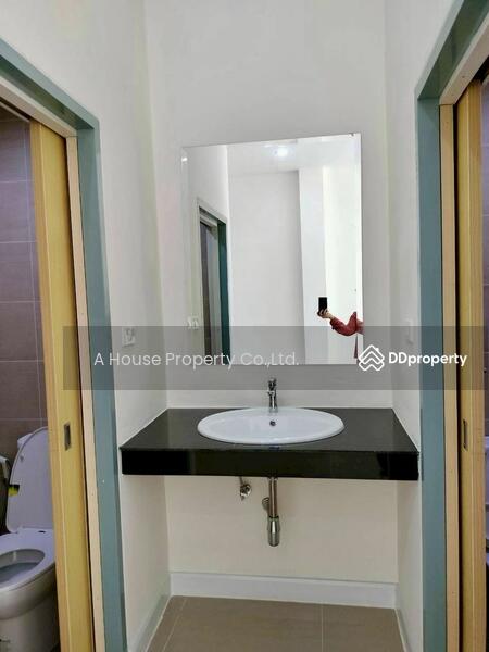 For Rent - Commercial building for rent, 3 floors, near Pinthong Industrial Estate, Chon Buri