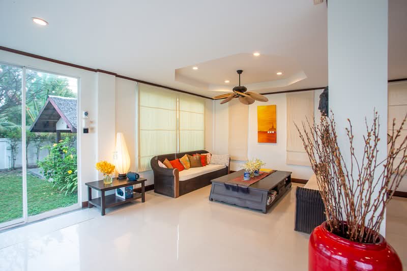 3 Storey House For Sale Near The Beach Hua Hin Soi 9/1 For Sale, Prachuap Khiri Khan, Hua Hin, Hua Hin, Prachuap Khiri Khan, 3 Bedrooms, 352 sqm, Villa For Sale, by สุมาลี วิไลประเสริฐ, 11890107 - DDproperty.com