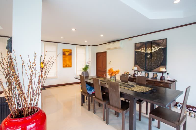 3 Storey House For Sale Near The Beach Hua Hin Soi 9/1 For Sale, Prachuap Khiri Khan, Hua Hin, Hua Hin, Prachuap Khiri Khan, 3 Bedrooms, 352 sqm, Villa For Sale, by สุมาลี วิไลประเสริฐ, 11890107 - DDproperty.com