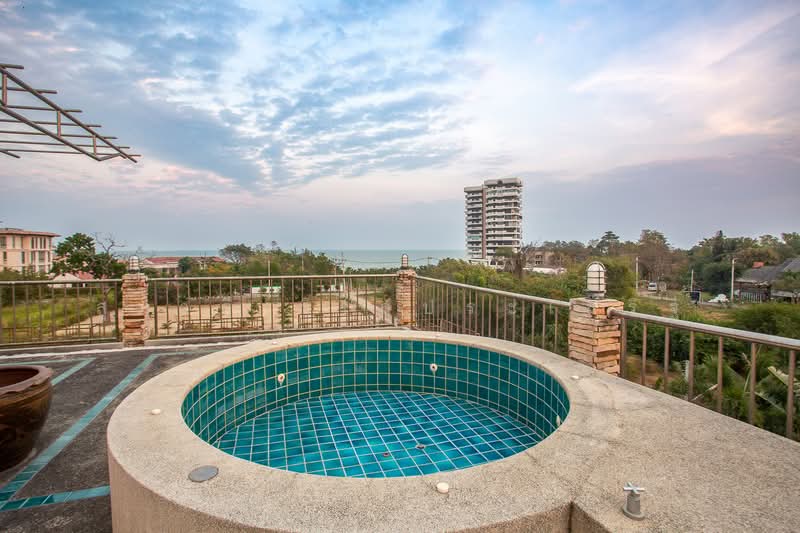 3 Storey House For Sale Near The Beach Hua Hin Soi 9/1 For Sale, Prachuap Khiri Khan, Hua Hin, Hua Hin, Prachuap Khiri Khan, 3 Bedrooms, 352 sqm, Villa For Sale, by สุมาลี วิไลประเสริฐ, 11890107 - DDproperty.com