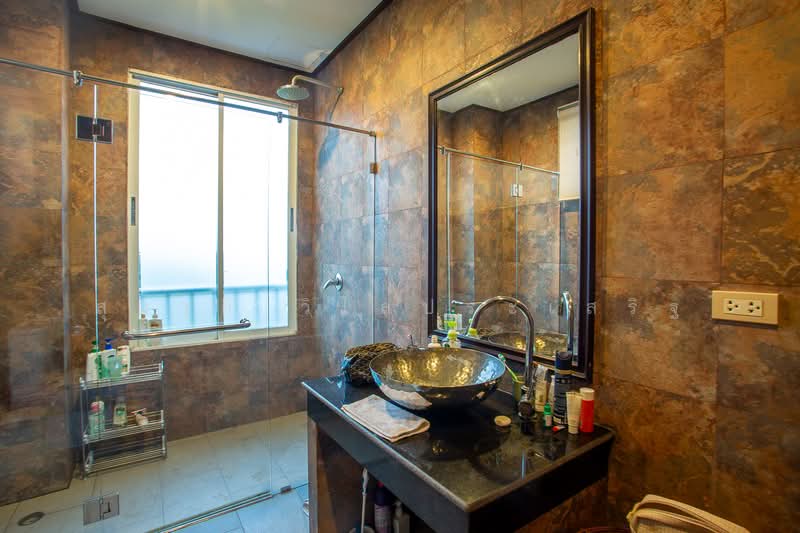 3 Storey House For Sale Near The Beach Hua Hin Soi 9/1 For Sale, Prachuap Khiri Khan, Hua Hin, Hua Hin, Prachuap Khiri Khan, 3 Bedrooms, 352 sqm, Villa For Sale, by สุมาลี วิไลประเสริฐ, 11890107 - DDproperty.com