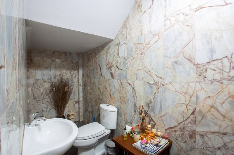 3 Storey House For Sale Near The Beach Hua Hin Soi 9/1 For Sale, Prachuap Khiri Khan, Hua Hin, Hua Hin, Prachuap Khiri Khan, 3 Bedrooms, 352 sqm, Villa For Sale, by สุมาลี วิไลประเสริฐ, 11890107 - DDproperty.com