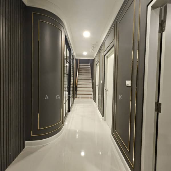 Centro Srinakarin-Bangna, Bangkok, Chaloem Phrakiat Rama 9 Road, Nong Bon, Prawet, Bangkok, 4 Bedrooms, 300 sqm, Single Detached House For Rent, by Agentbkk, 11890136 - DDproperty.com