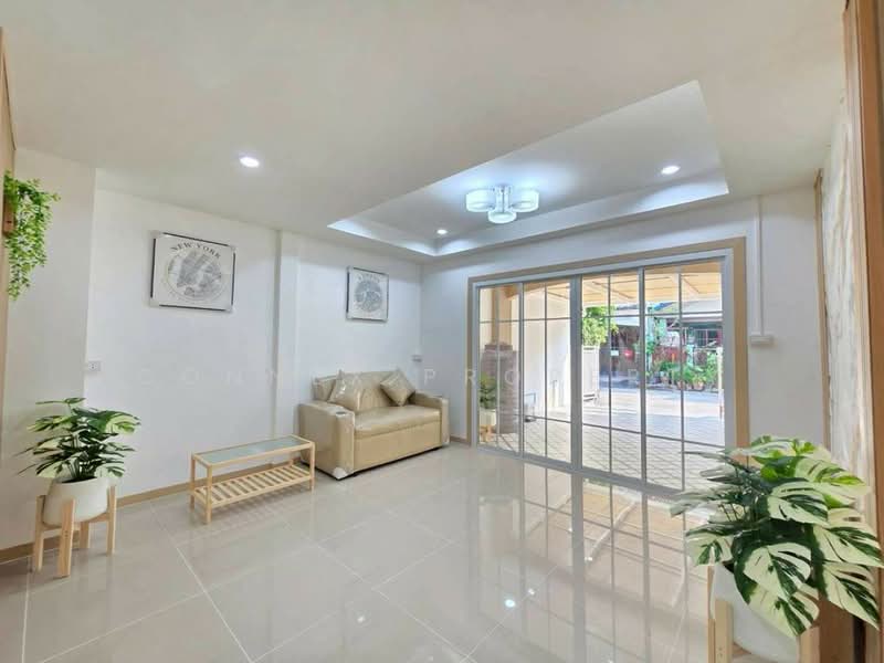 Lumpini-Bang Bua Thong, Nonthaburi, Phimonrat, Bang Bua Thong, Nonthaburi, 3 Bedrooms, 145 sqm, Townhouse For Sale, by Connex Property, 11890397 - DDproperty.com