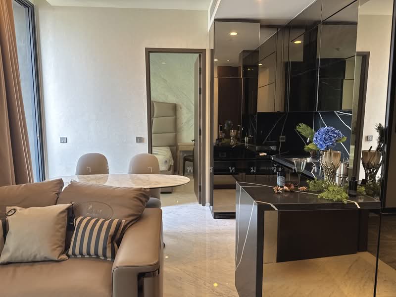 The Esse Sukhumvit 36, Bangkok, Soi Sukhumvit 36, Sukhumvit Road, Phra Kanong, Khlong Toei, Bangkok, 1 Bedroom, 43 sqm, Condo For Sale, by ชารียา พรหมจักร, 11890441 - DDproperty.com