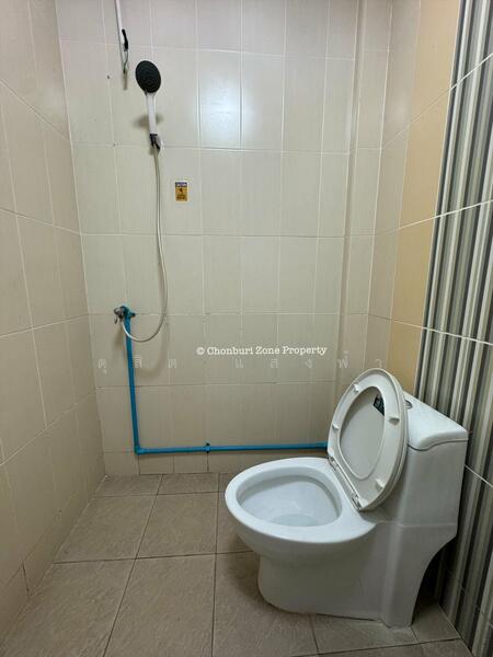 ให้เช่าทาวน์โฮม 2 ชั้น 4 ห้องนอน ม.เซนสิริทาวน์ แหลมฉบัง ศรีราชา, Chon Buri (Pattaya), Thung Suk La, Si Racha, Chon Buri (Pattaya), 4 Bedrooms, 80 sqm, Townhouse For Rent, by Dusit Saengfa, 11890476 - DDproperty.com