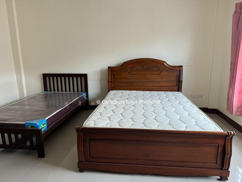 ให้เช่าทาวน์โฮม 2 ชั้น 4 ห้องนอน ม.เซนสิริทาวน์ แหลมฉบัง ศรีราชา, Chon Buri (Pattaya), Thung Suk La, Si Racha, Chon Buri (Pattaya), 4 Bedrooms, 80 sqm, Townhouse For Rent, by Dusit Saengfa, 11890476 - DDproperty.com