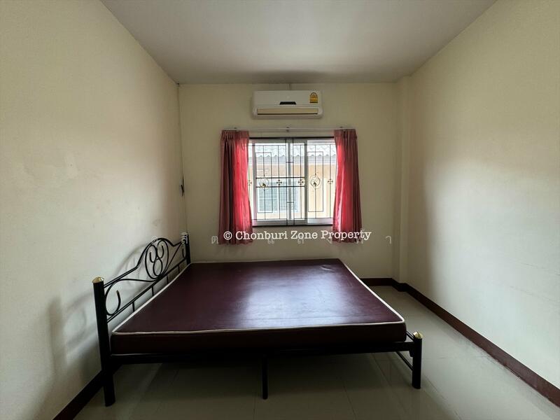 ให้เช่าทาวน์โฮม 2 ชั้น 4 ห้องนอน ม.เซนสิริทาวน์ แหลมฉบัง ศรีราชา, Chon Buri (Pattaya), Thung Suk La, Si Racha, Chon Buri (Pattaya), 4 Bedrooms, 80 sqm, Townhouse For Rent, by Dusit Saengfa, 11890476 - DDproperty.com