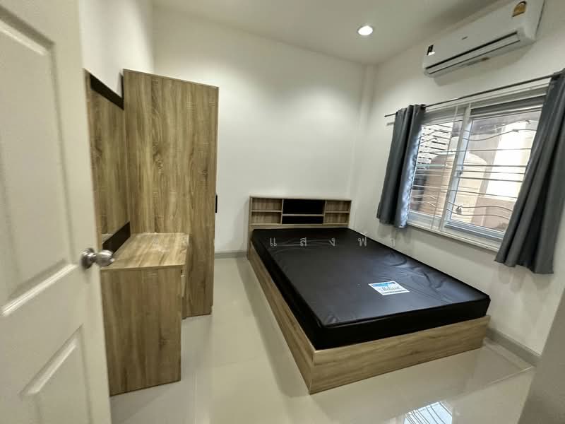 ให้เช่าทาวน์โฮม ม.เซนสิริสปอร์ต แหลมฉบัง ศรีราชา, Chon Buri (Pattaya), Thung Suk La, Si Racha, Chon Buri (Pattaya), 2 Bedrooms, 65 sqm, Townhouse For Rent, by Dusit Saengfa, 11890477 - DDproperty.com