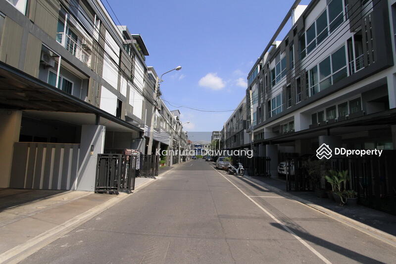 ขาย - SPACE Ladprao-Mengjai : สเปซ ลาดพร้าว-เหม่งจ๋าย, กรุงเทพ