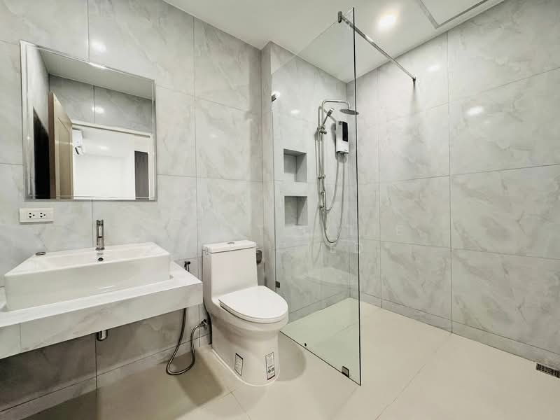 Private Pool Villa - Just 1 km from Jomtien Beach, , 4 Bedrooms, 288 sqm, Villa For Sale, by A LIST ELITE SELECTED, 11891436 - DDproperty.com