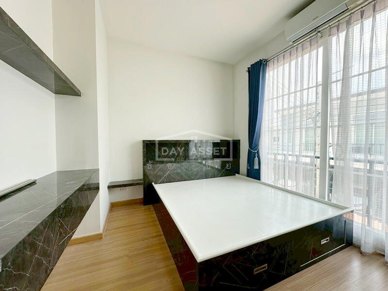 หมู่บ้าน คาซ่า วอเตอร์ไซต์ พระราม 5 ถนนนครอินทร์ ตำบลบางขนุน อำเภอบางกรวย จังหวัดนนทบุรี 11130, Nonthaburi, Bang Khanun, Bang Kruai, Nonthaburi, 3 Bedrooms, 108 sqm, Townhouse For Sale, by อริย์ธัช ชัยเวช, 11891957 - DDproperty.com