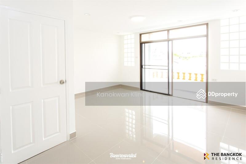 For Sale - Townhouse area Ratchada - Huai Khwang, Bangkok