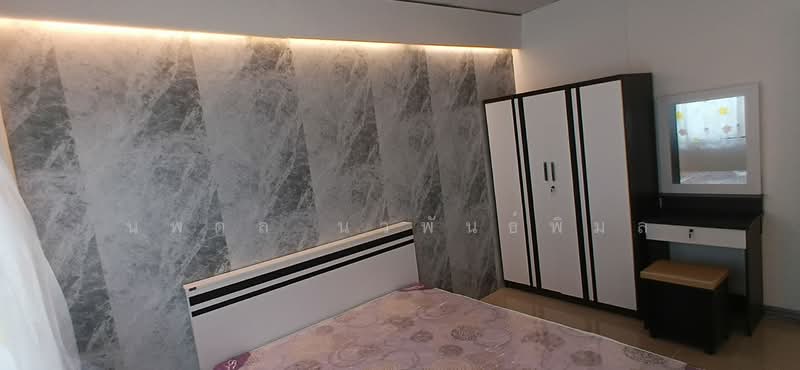 For Sale - ขายทาวโฮมถนนรัตนาธิเบศใกล้วงศ์สว่างบางซื่อเดินมาขึ้นBTSได้, Bangkok